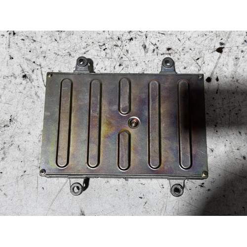Honda Integra Engine ECU 37820-PR4-Q60 B18A  06/1989-07/1993