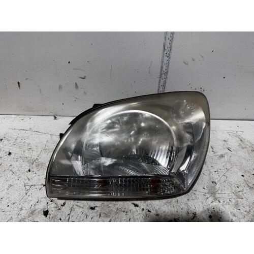 KIA Sportage Left Head Light KM 08/2004-06/2010