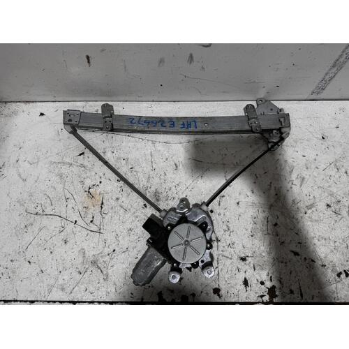 Mitsubishi Outlander Left Front Window Regulator ZE 12/2002-10/2006
