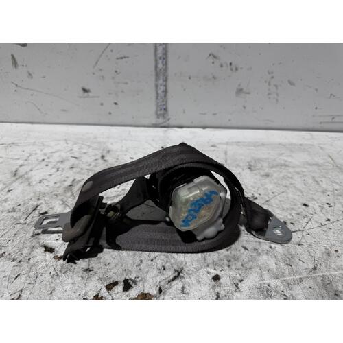 Toyota Avalon Left Rear Seat Belt MCX10 07/2000-06/2005