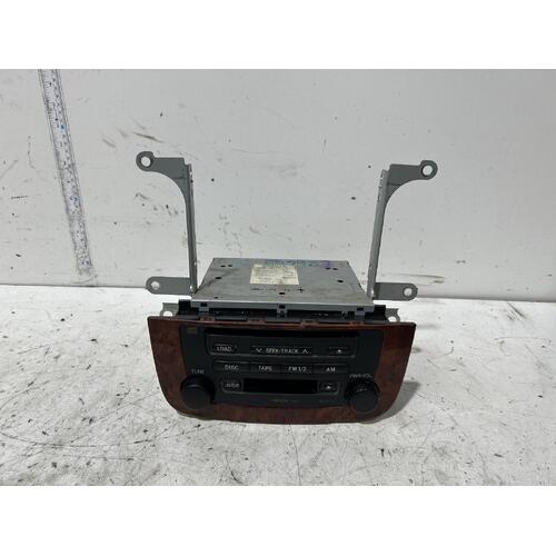 Toyota Kluger CD Player / Tape Deck MCU28 01/2001-04/2007