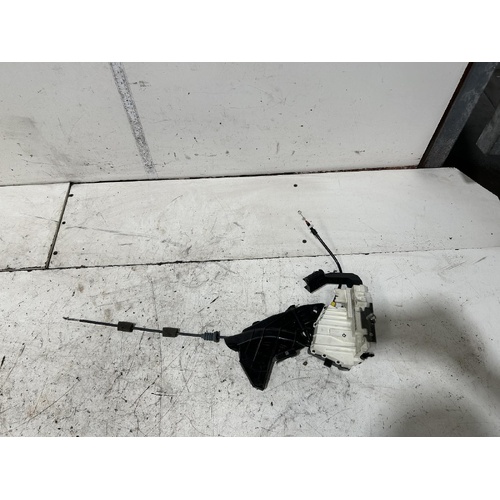 Mercedes R Class Left Rear Door Lock Mechanism R 300 W251 04/2006-07/2013
