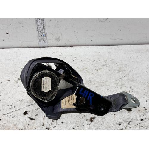 Toyota Camry Left Rear Seat Belt MCV20 05/1998-08/2002