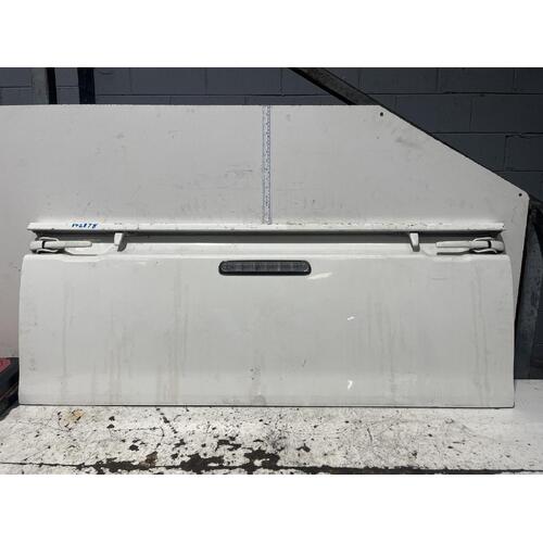 Toyota HILUX Tailgate KUN26 02/05-08/15