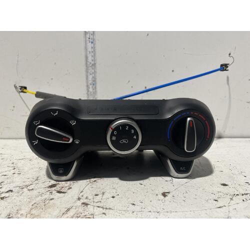 Kia PICANTO Heater & A/C Controls JA 05/17-