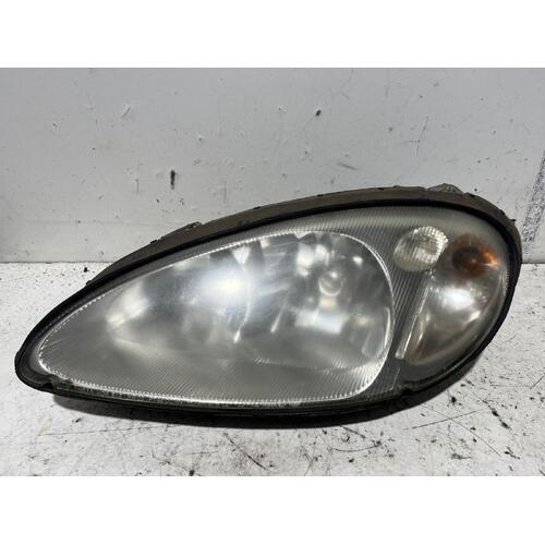 Chrysler PT CRUISER Left Headlight 08/00-10/05 Wagon 