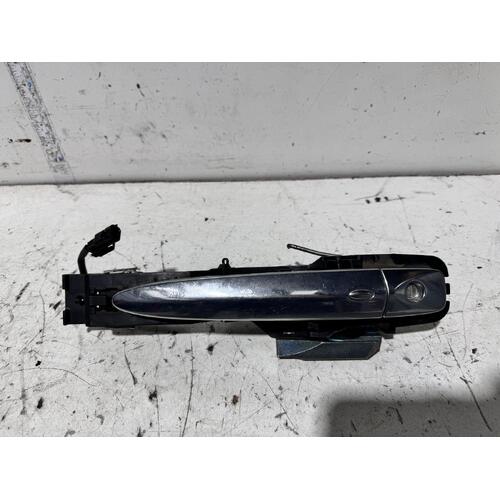 Nissan Murano Right Front Outer Door Handle Z51 12/2008-01/2015