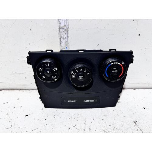 Toyota Corolla Heater Controls ZRE152 03/2007-12/2013