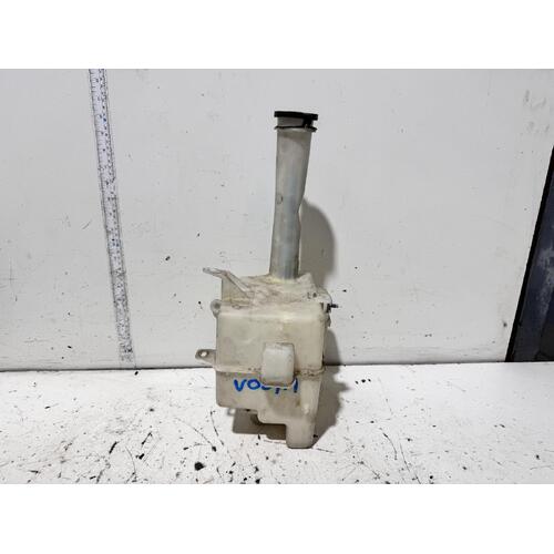 Toyota Camry Washer Bottle SXV20 08/1997-08/2002