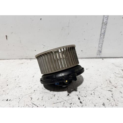 Toyota Corolla Heater Fan Motor AE102 09/1994-10/1999