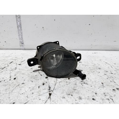 Holden Commodore Right Bumper Foglight VE 09/2010-05/2013