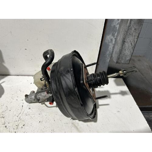 Toyota Celsior Brake Booster with Master Cylinder UCF11 03/1990-11/2000