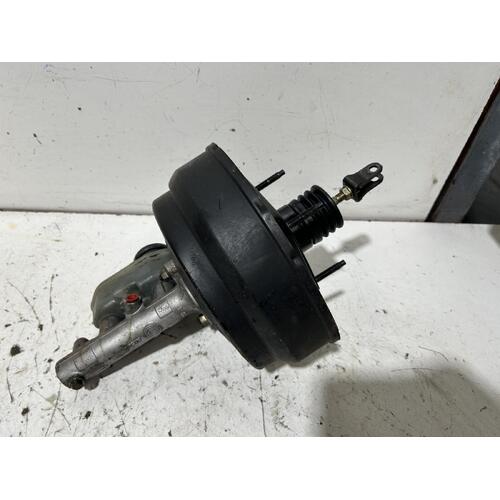 Lexus ES300 Brake Booster with Master Cylinder MCV20 10/1996-10/2001