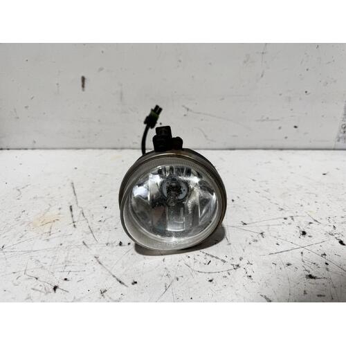 Holden Commodore Left Bumper Foglight VZ 08/2004-09/2007
