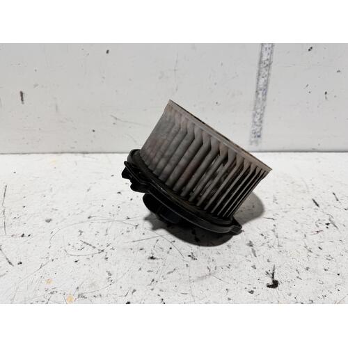 Toyota Prado Heater Fan Motor VZJ95 08/1999-01/2003