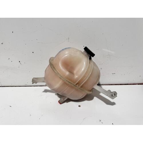 Toyota Hiace Overflow Bottle TRH201 03/2005-04/2019