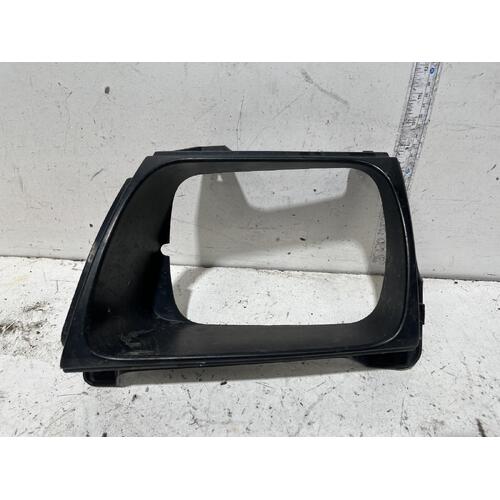 Toyota HILUX Left Headlight Surround RZN149 11/01-03/05 