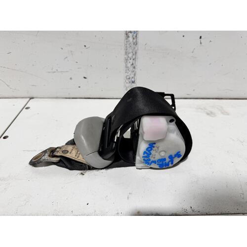 Toyota Avensis Left Rear 3rd Row Seat Belt ACM21 12/2001-12/2010