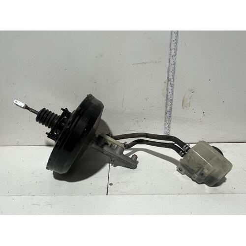 Toyota AVENSIS Brake Booster ACM20 12/01-12/10 