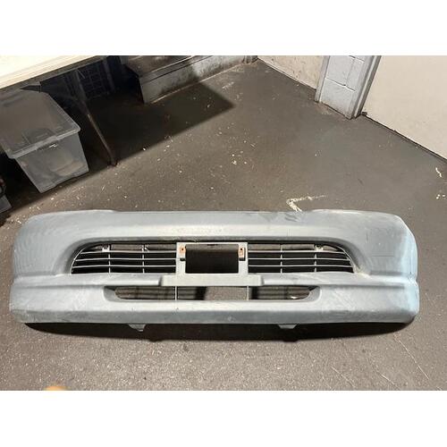 Toyota HIACE Front Bumper RCH12 SBV 10/95-02/04 