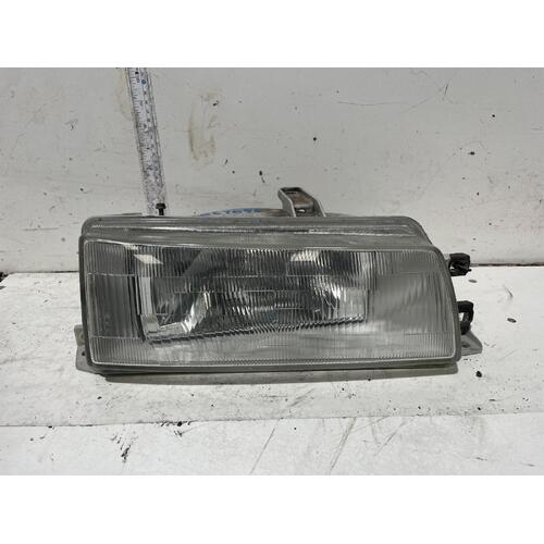 Toyota COROLLA Right Headlight AE92 Hatch 06/89-08/94