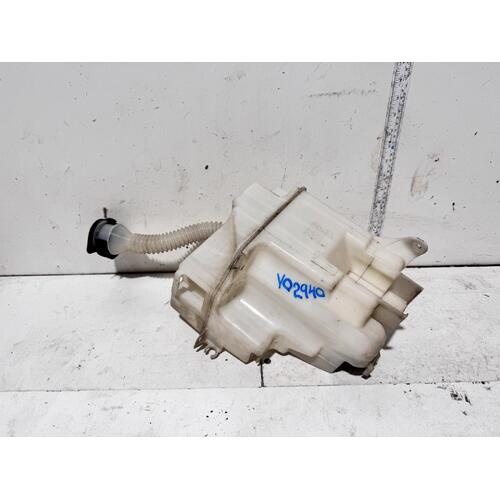 Toyota Tarago Washer Bottle ACR50 03/2006-06/2020