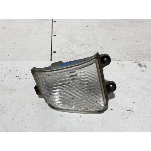 Toyota Townace Right Inner Park Light YR39 04/1992-12/1996