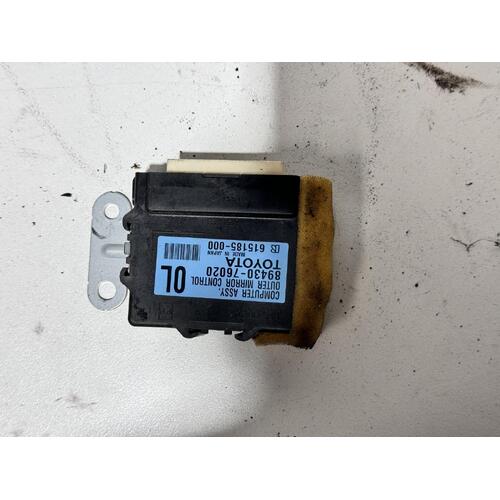 Lexus CT200H Left Outer Mirror Control Module ZWA10 03/2011-10/2022