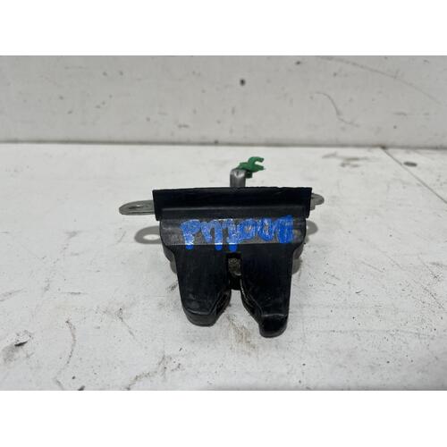 Toyota COROLLA Lock Mechanism AE102 Bootlid 09/94-10/99 