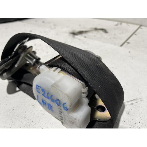 Toyota KLUGER Seat Belt GSU40 Left Rear 2ND Row 05/07-07/10