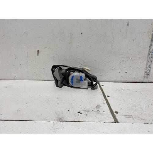Toyota Hilux Right Rear Seatbelt TGN16 07/2011-08/2015