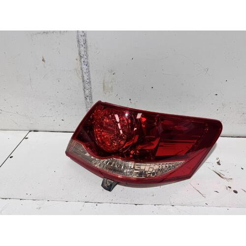 Toyota Aurion Right Tail Light GSV40 10/2006-08/2009