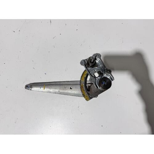 Toyota Hilux Left Rear Window Regulator TGN16 03/2005-08/2015