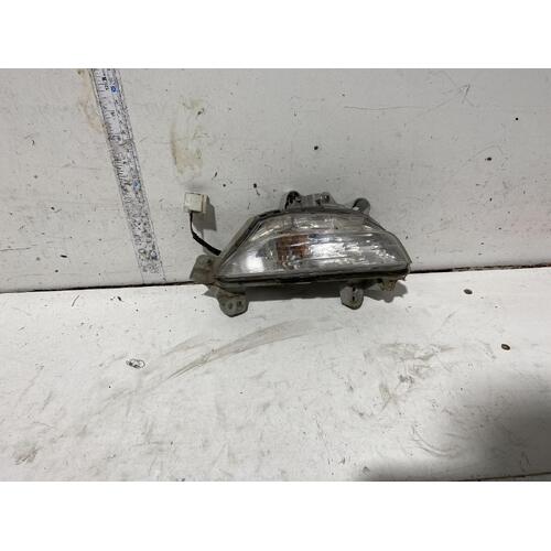 Mazda 3 Right Front Bumper Flasher BM 11/2013-05/2016