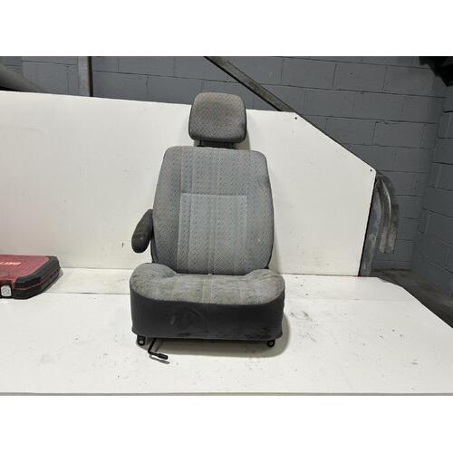 Toyota Hiace SBV Left Front Seat RCH12 10/1995-02/2004