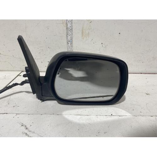 Toyota RAV4 Right Door Mirror ACA21 07/2000-10/2005