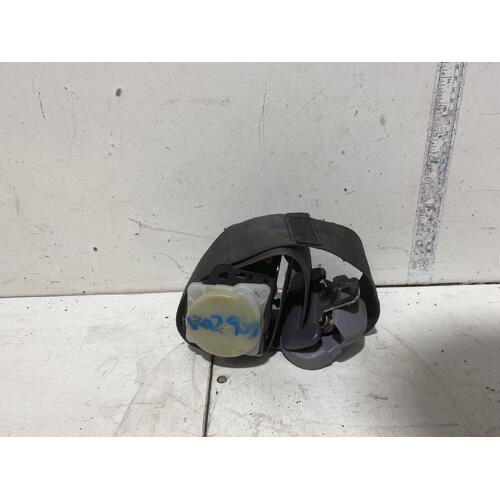 Toyota Spacia Right Rear 3rd Row Seatbelt SR40 02/1998-12/2001
