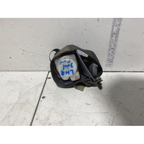 Toyota Spacia Left Rear 3rd Row Seatbelt SR40 02/1998-12/2001