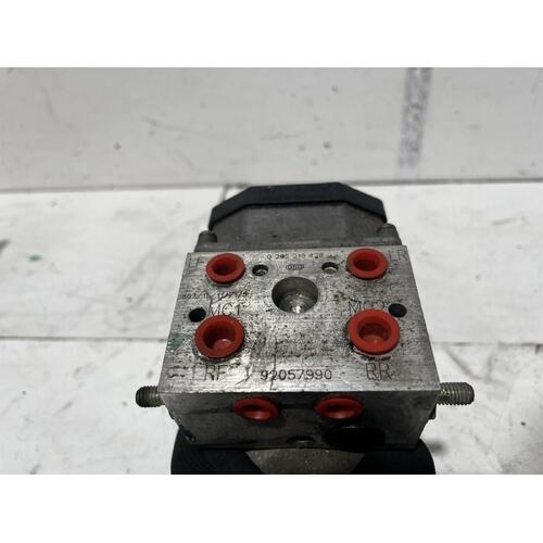 Holden COMMODORE ABS Pump VT 09/97-09/02 