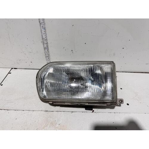 Nissan Pathfinder Left Head Light WX 11/1995-12/1998