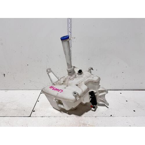Toyota Corolla Washer Bottle ZRE182 10/2012-06/2018