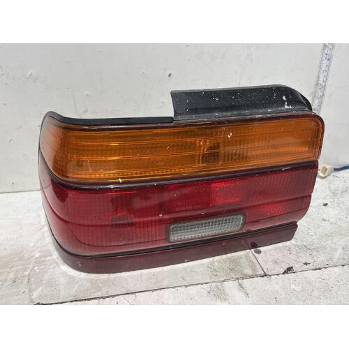 Toyota COROLLA Left Taillight AE101 Sedan 09/94-10/99 