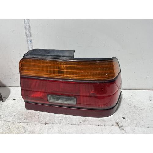 Toyota COROLLA Right Taillight AE101 Sedan 09/94-10/99 