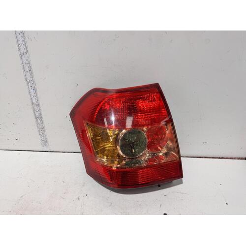Toyota Corolla Right Tail Light ZZE122 04/2004-06/2007