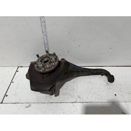 Nissan Navara Right Front Hub Assembly D40 09/05-08/15