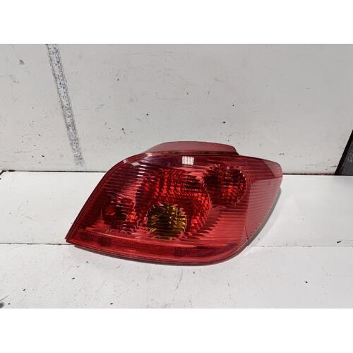 Peugeot 307 Right Tail Light T5 12/2001-09/2005