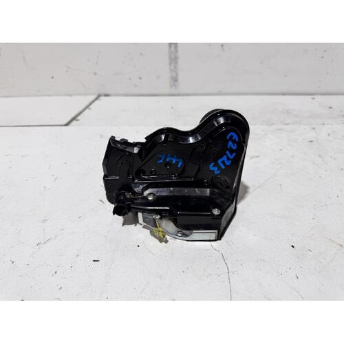 Suzuki Ignis Left Front Lock Mechanism MF 11/2016-02/2020