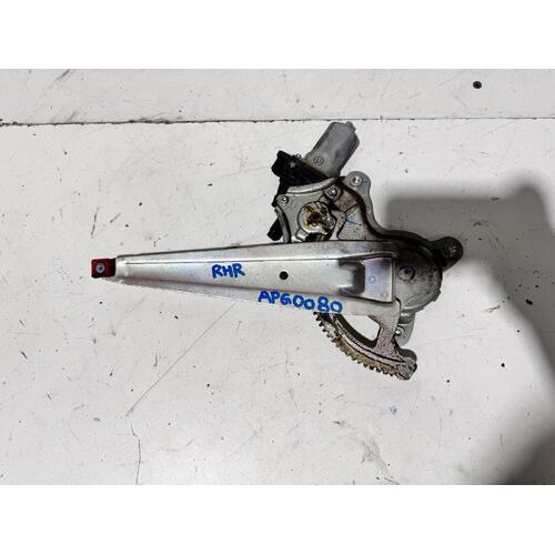 Mitsubishi Triton Right Rear Window Regulator MN 07/2006-04/2015