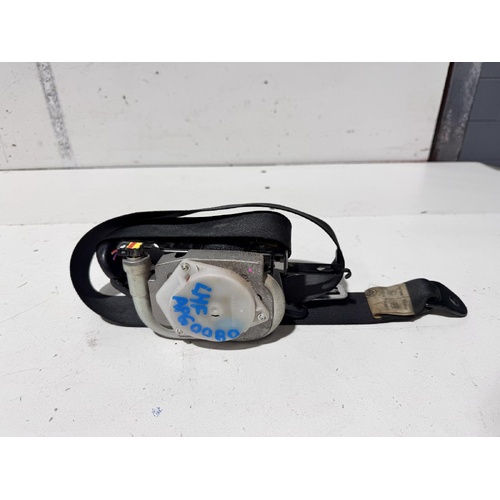 Mitsubishi Triton Left Front Seat Belt MN 08/2009-04/2015