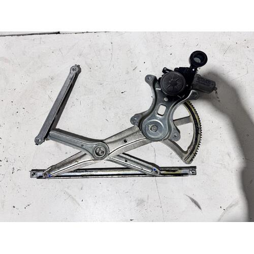 Toyota Hilux Right Front Window Regulator GGN15 03/2005-08/2015
